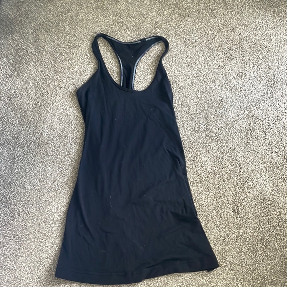 black lululemon tank top, size 4, great condition